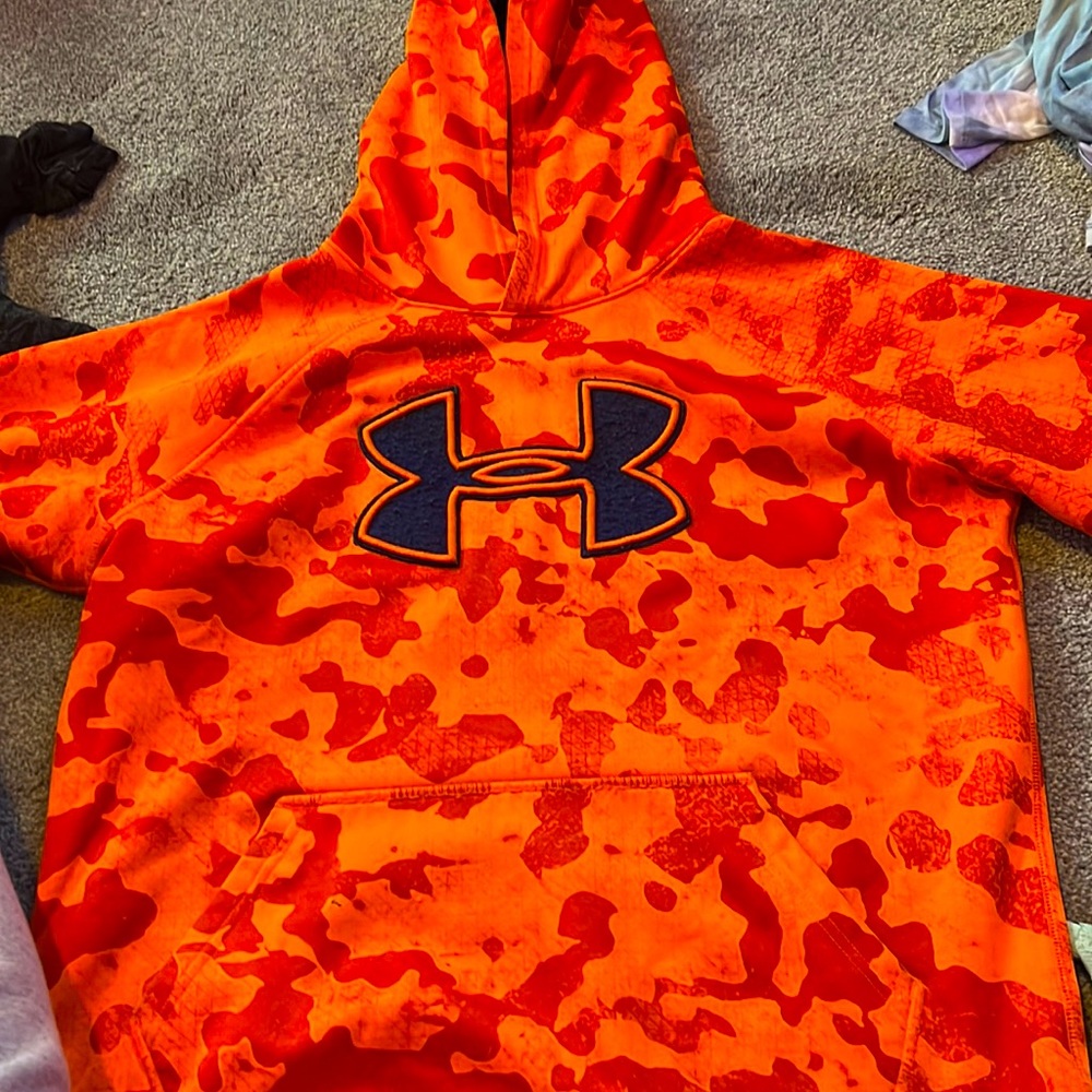 Boys youth under armor hoodie